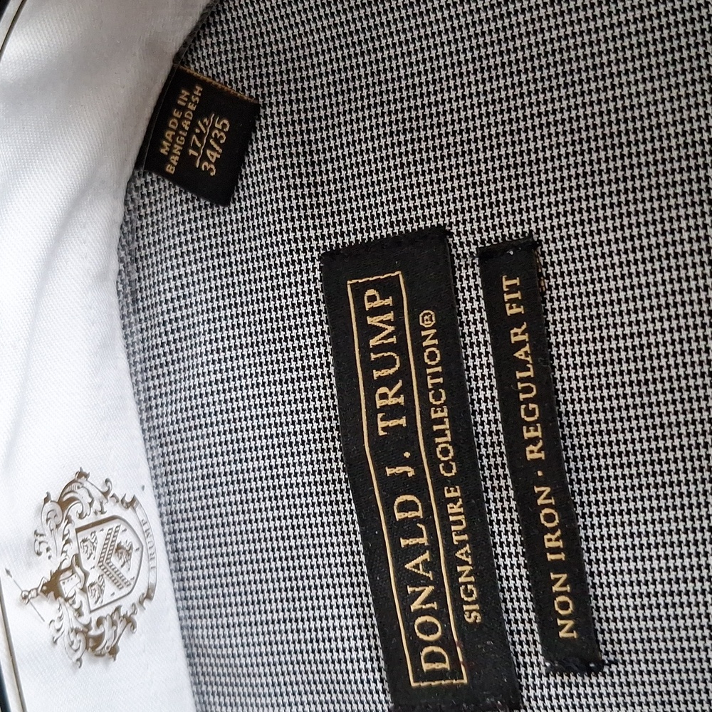 BNWT button down shirt - Picture 2 of 4